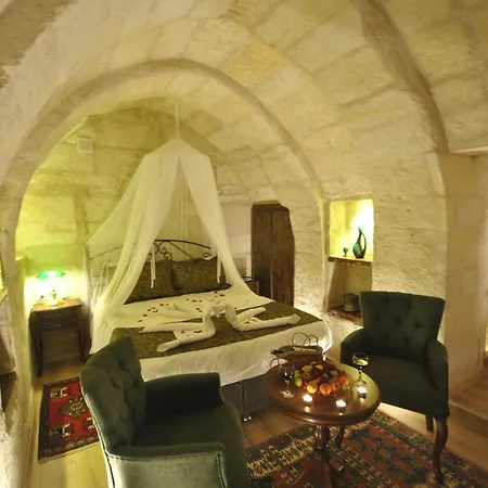 Elvan Cave House Hotel 3*
