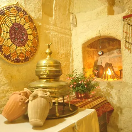 Elvan Cave House ホテル