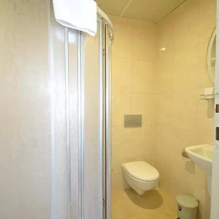 فندق Elvan Cave House 3*