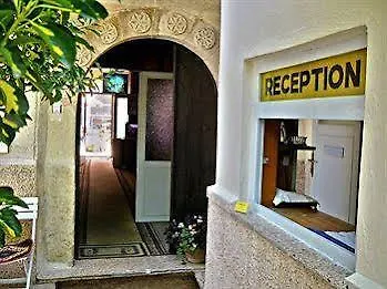 Elvan Hotel