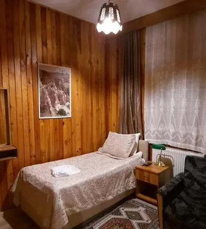 Elvan Hotel