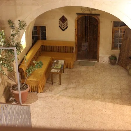 Elvan Cave House ウルギュップ