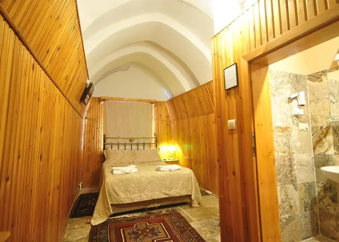 Elvan Cave House