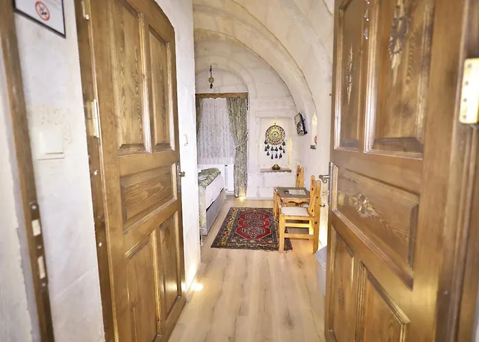 Elvan Cave House Отель